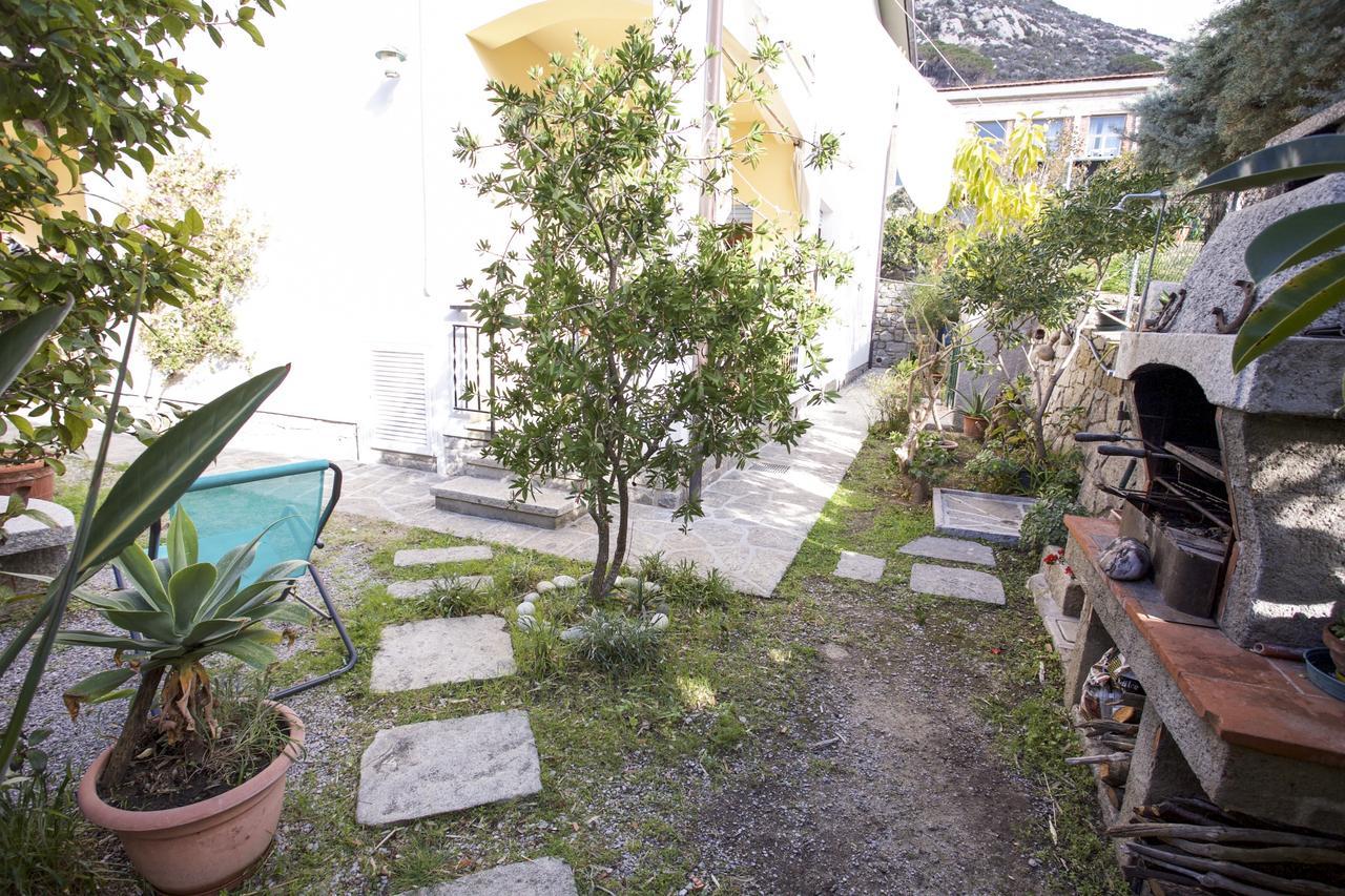 Appartamento Pomonte La Posta - Goelba Eksteriør billede