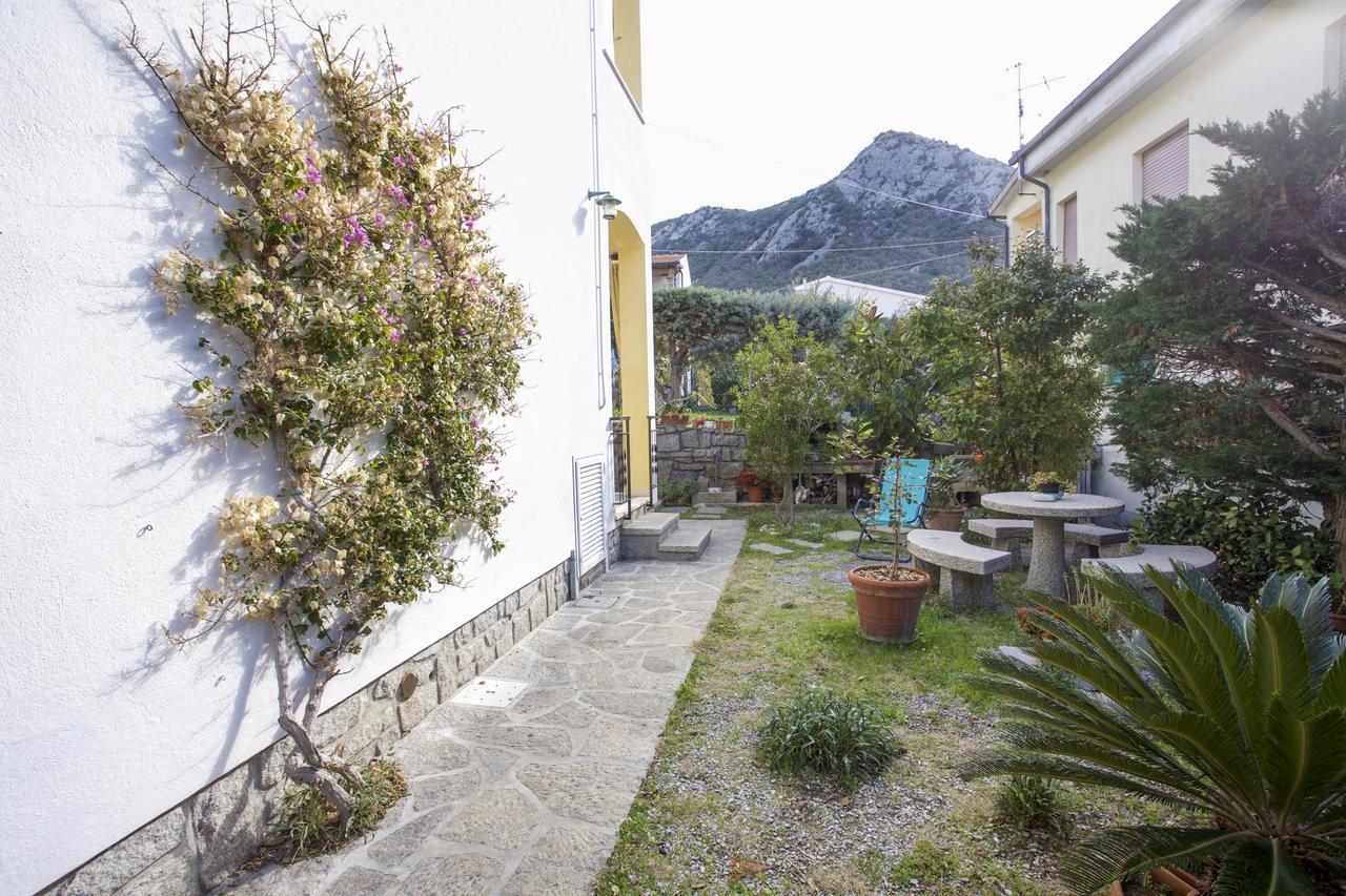 Appartamento Pomonte La Posta - Goelba Eksteriør billede
